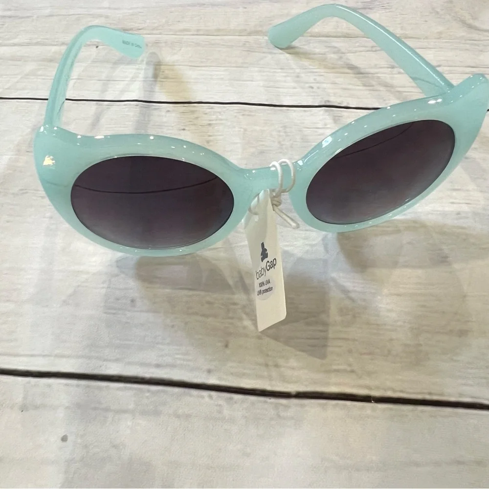 🆕 NWT BabyGAP Cat-Eye Sunglasses